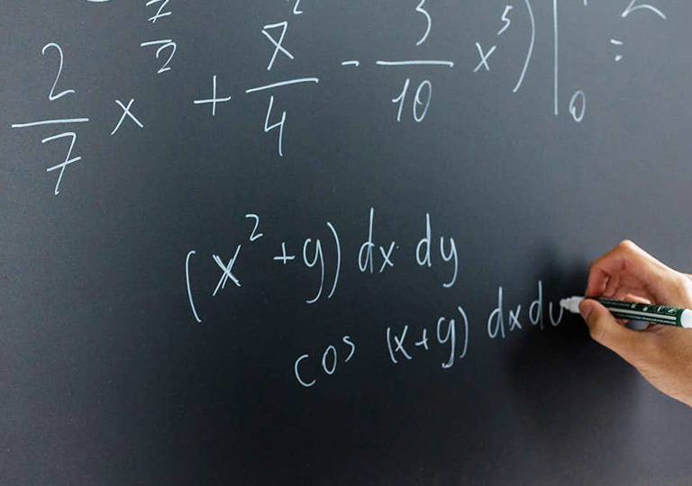 Annonce de recrutement pour un·e enseignant·e en mathématiques et sciences à l'École des Métiers