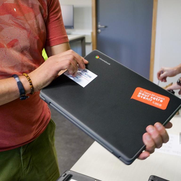 Dotation Chromebook à l'EDM