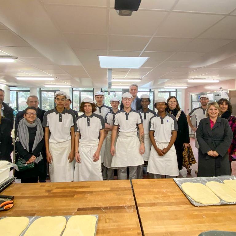 Signature du contrat de mécénat entre Crédit Agricole et l'EDM